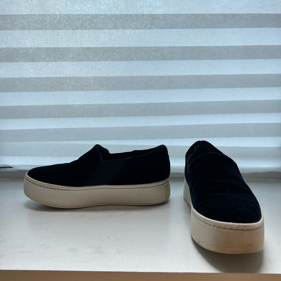 Vince Warren Blue Velvet Platform Slip On Sneaker - Picture 6 of 9